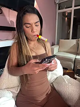 Chatroom XXX en direct de AngelPinkk_