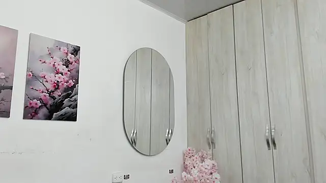 Chat +18 de pinky_f00x ao vivo