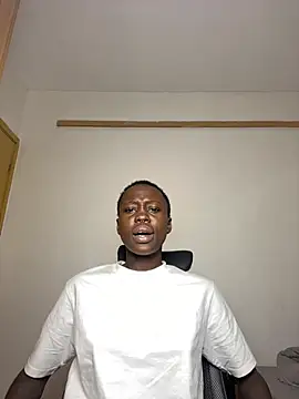 צ'אט XXX בשידור חי של unrestcoochie