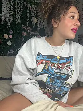 Chat XXX en directo de LyraCovee