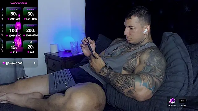 Chat +18 de Shane_Clay ao vivo