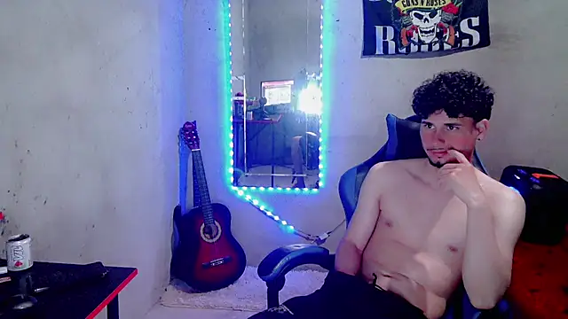 Atom_Hot – Naživo XXX chat