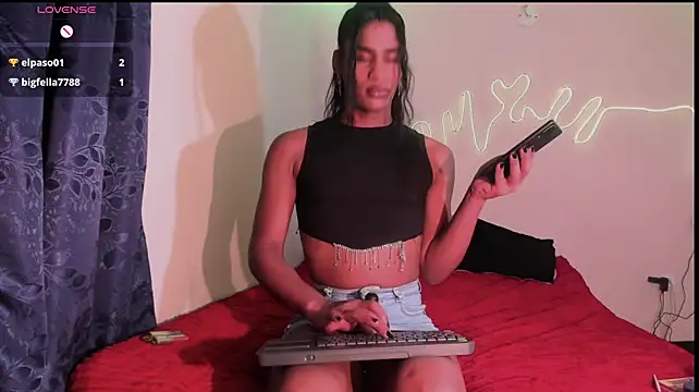 Chat XXX en directo de Kathaa_Crawford_