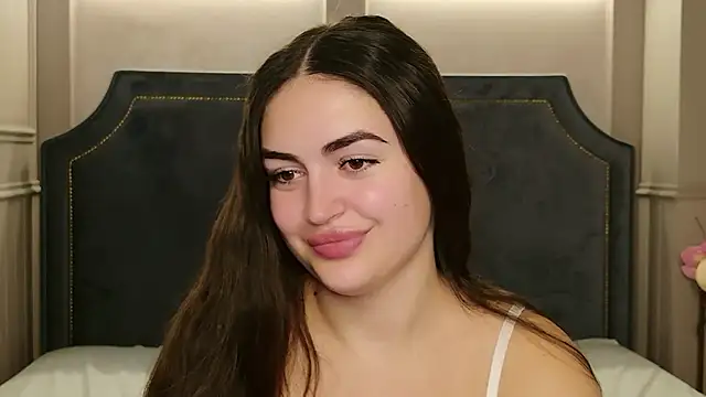 צ'אט XXX בשידור חי של MileyBreen