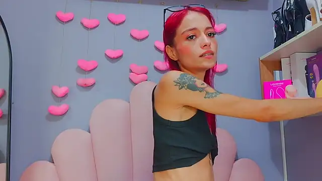 Czat XXX na żywo – luci_miller