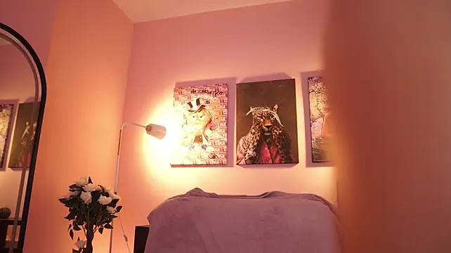 TheaNeve's Live XXX Chat