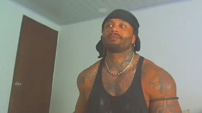 ragnar0825 Live XXX-chat