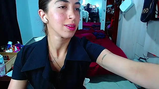 צ'אט XXX בשידור חי של MariamGray1