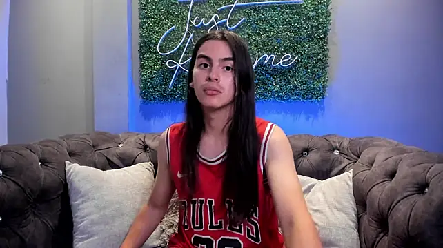 sky__link élő XXX-chatje