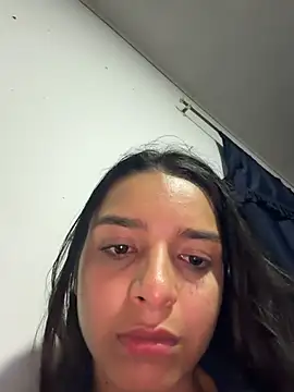 violeta365 Adlı Modelin Canlı XXX Sohbeti