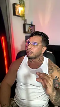 צ'אט XXX בשידור חי של MarckMathews
