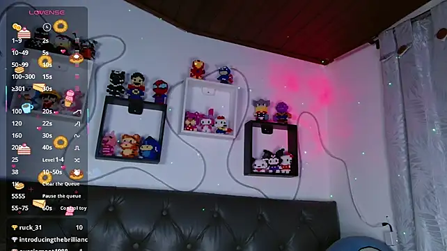 Živý XXX chat evie_cloud