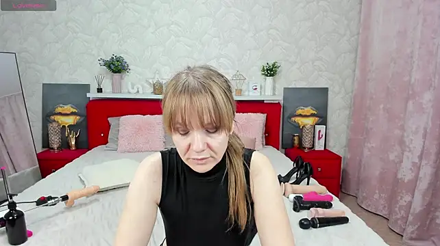 Živý XXX chat KattyPeachX