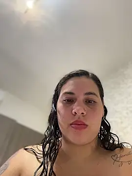 צ'אט XXX בשידור חי של Mia__Navarro98__