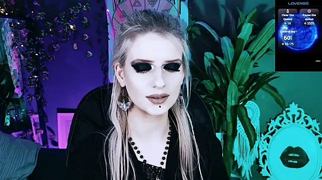 Noah_ElmerX Chat XXX in diretta