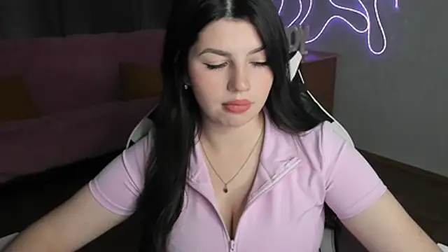 KisaModel Chat XXX live