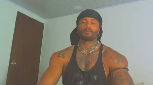 ragnar0825 Chat XXX live