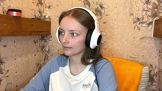 EmyMiu Live XXX Chat