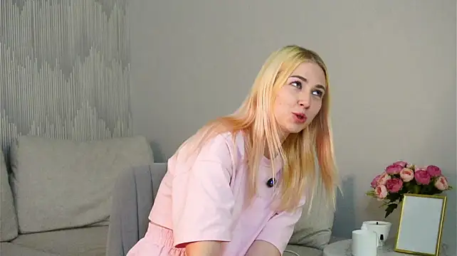 SungDierks' Live XXX Chat