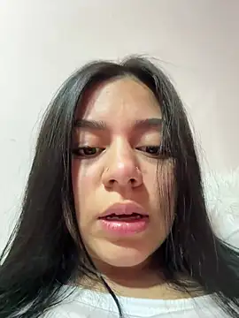 Chat XXX ao vivo de Midori_rosse