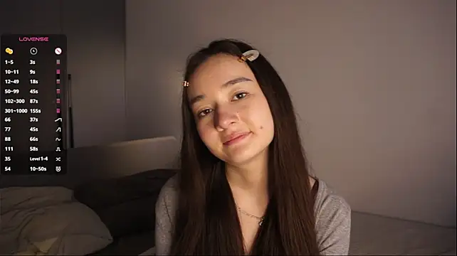 צ'אט XXX בשידור חי של CharoletteStuddard