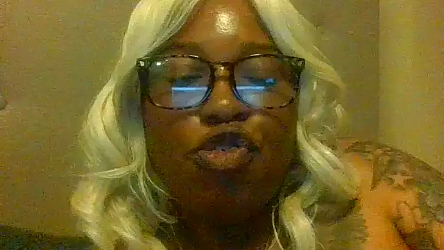 ShaBrimDaPornstar Chat XXX in diretta