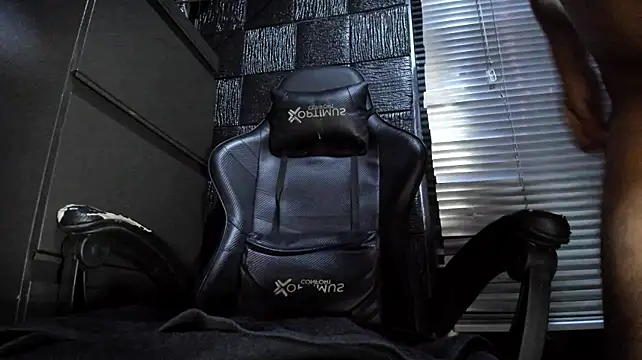 Živý XXX chat g_lincoln