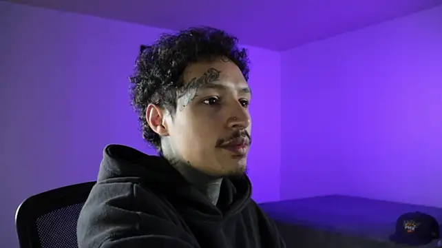 Chat XXX Live trieone
