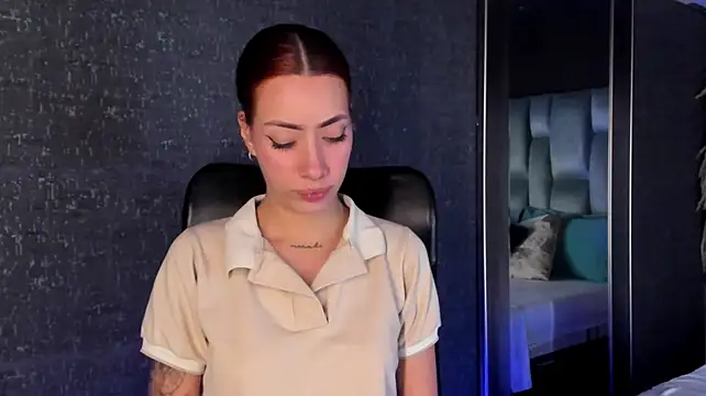 Chat XXX Live LolaGray__
