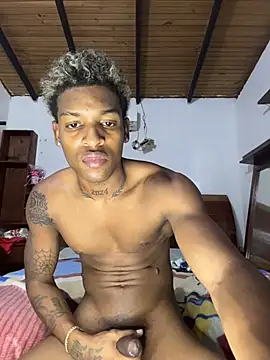 צ'אט XXX בשידור חי של carlitos_MR