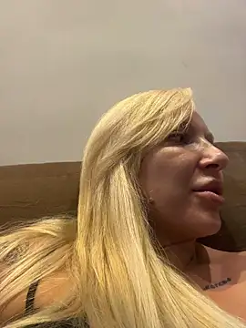 Juuhschmitt – Live XXX-chat