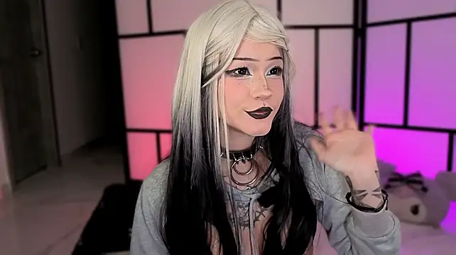 damnliciousss Live XXX-chat