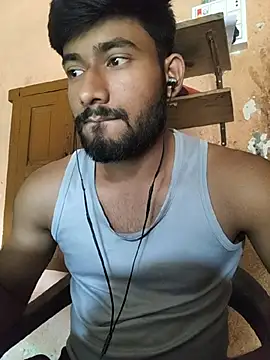Lustynani1 Adlı Modelin Canlı XXX Sohbeti