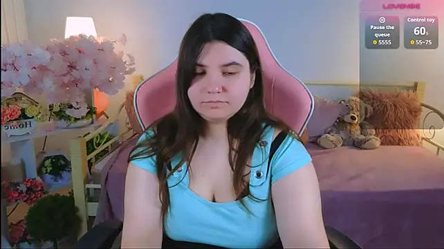 Chat +18 de Viola__Shy ao vivo