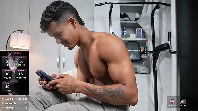 Chatroom XXX en direct de Paradise_boy__