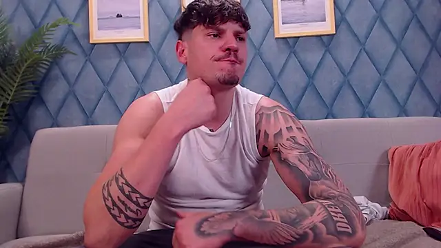 Chat +18 de marioalessio ao vivo