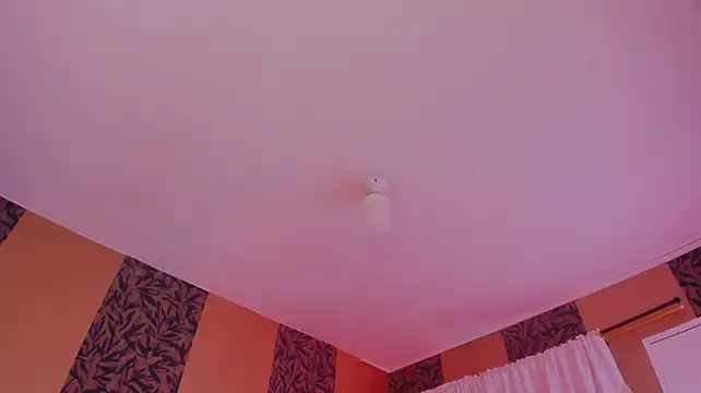 bunny_miaa Chat XXX in diretta