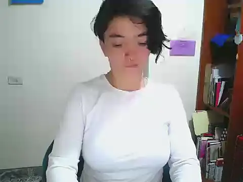 Came-IIn Live XXX chat