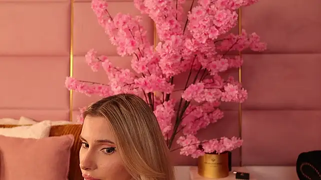 Elliblue Live XXX-Chat