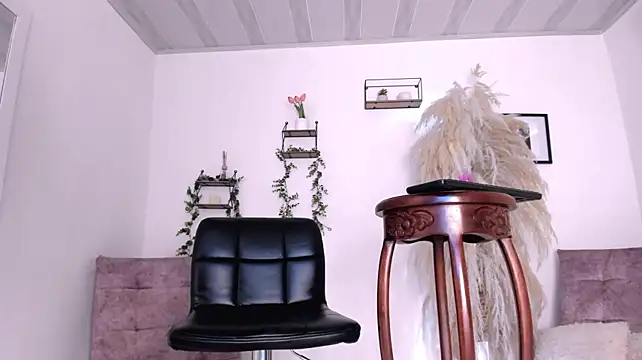 Chat +18 de Valentina_Hots ao vivo