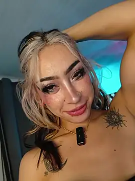 XXX chat uživo modela Ounla_Sweet