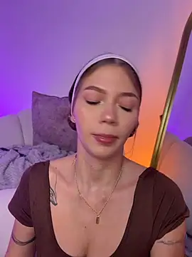 Chat +18 de Miiel1_ ao vivo