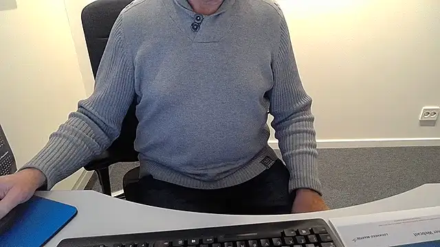 XXX chat uživo modela Buggemann