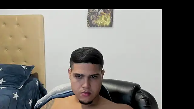 Chat +18 de Latinboyco77 ao vivo