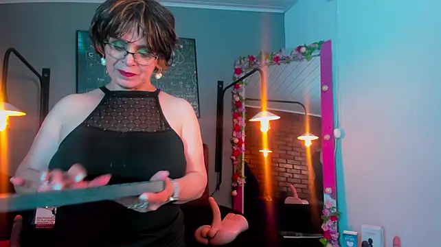 Samantha_mature56's Webcam Show