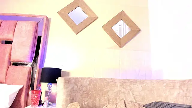 צ'אט XXX בשידור חי של afrodita-Stone