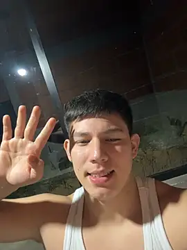JamesCr_'s Live XXX Chat