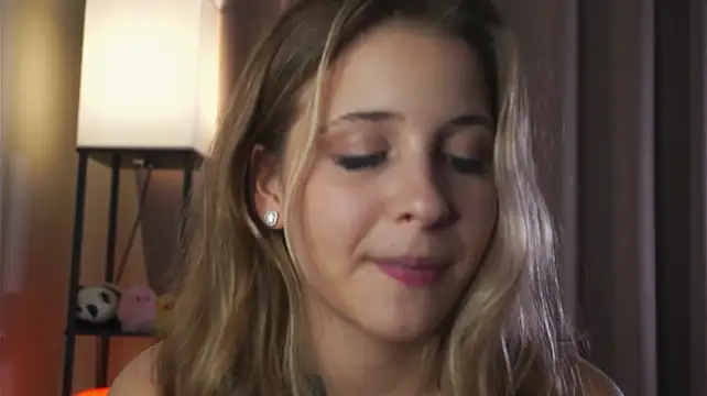 Chat +18 de LoveSeekins ao vivo