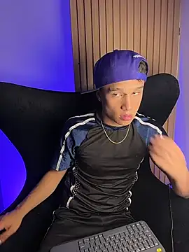 แชท XXX สดของ Dominik_Souza