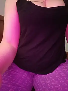 Quenn_Chiraz_SquirtのライブXXXチャット